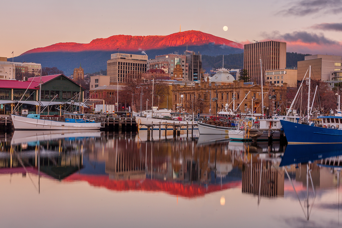 Sunrise at Constitution Dock in Hobart